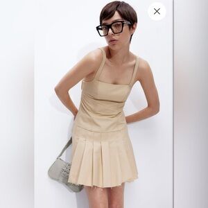 ⭐️H&M Low-Back Dress With Pleated Skirt⭐️